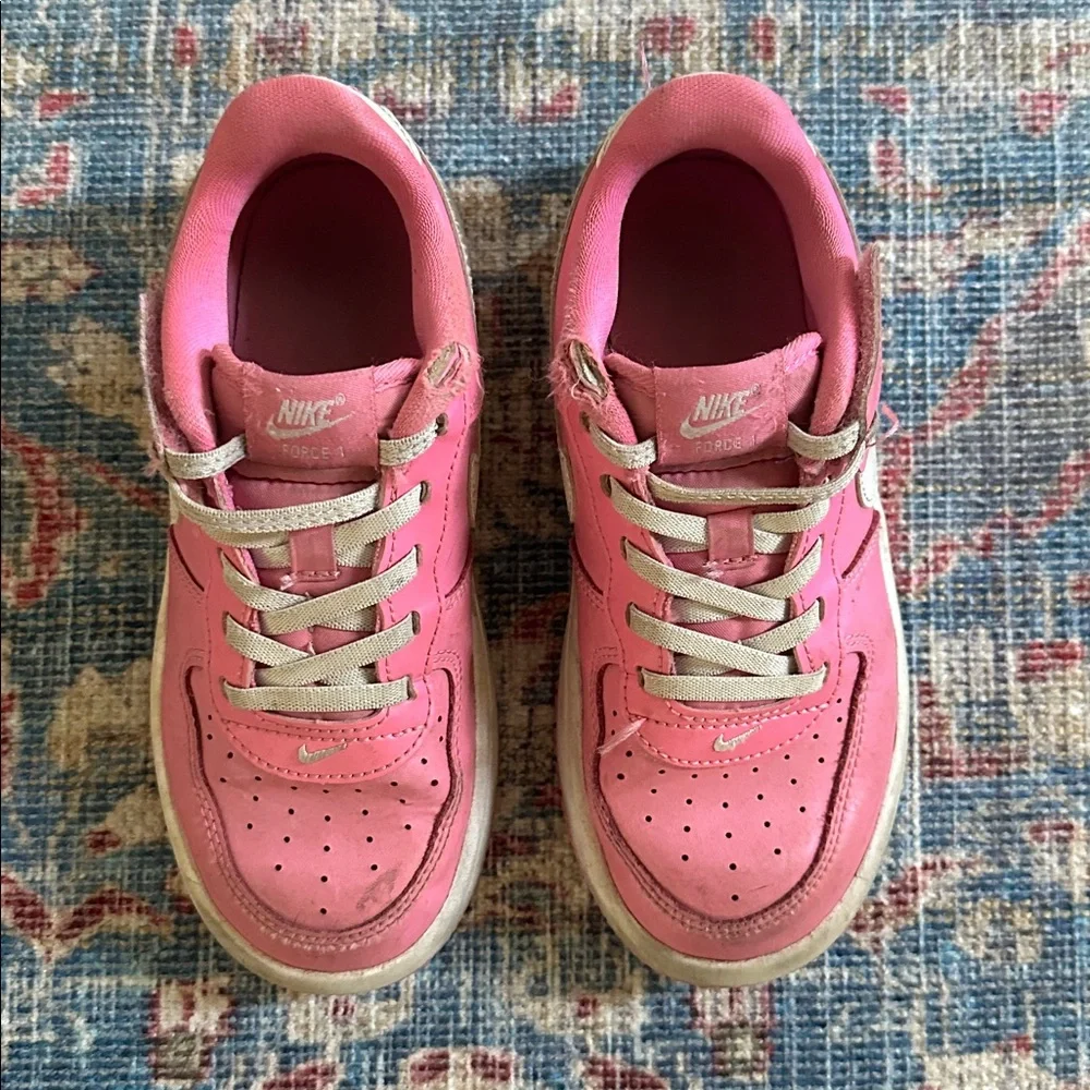 👟 🩷 NIKE Kids Sneakers force1 low EasyOn sneakers pink white girls size 1